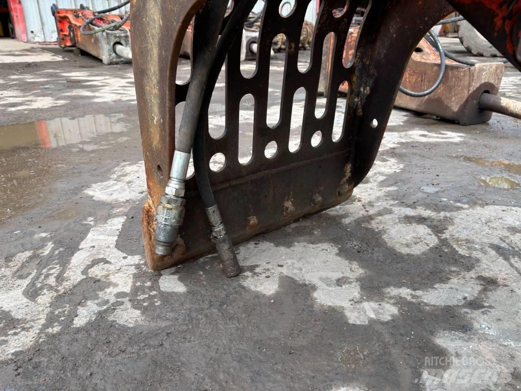 NPK DG 9 Griebtuvai