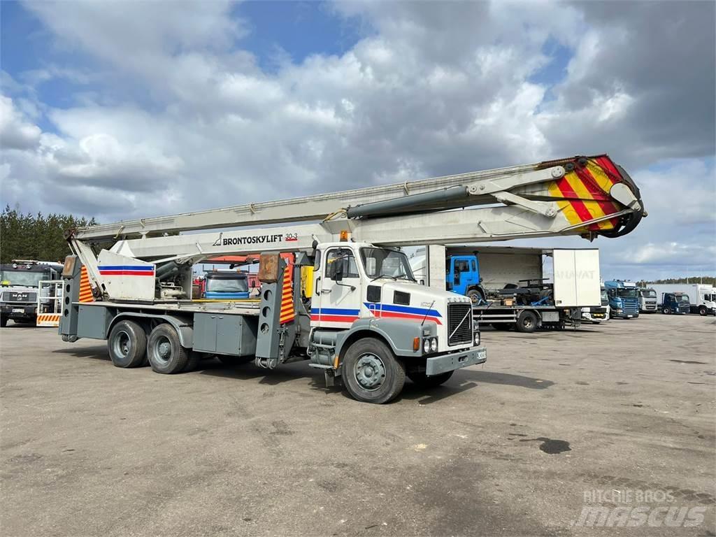 Volvo N12-1-V-6X2 Automobiliniai kranai