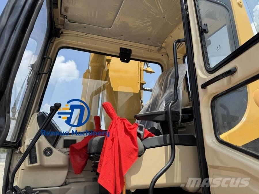 CAT 320 BL Vikšriniai ekskavatoriai