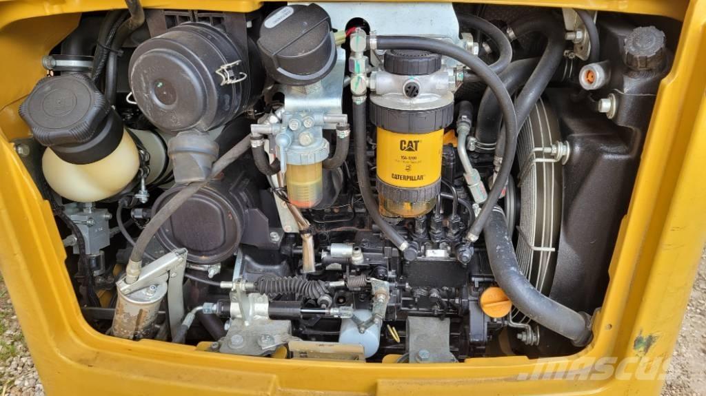 CAT 301.7 D Mini ekskavatoriai < 7 t