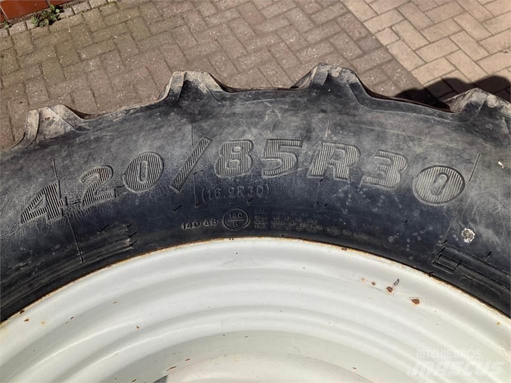 Goodyear 420/85R30 Žemės ūkis - Kita