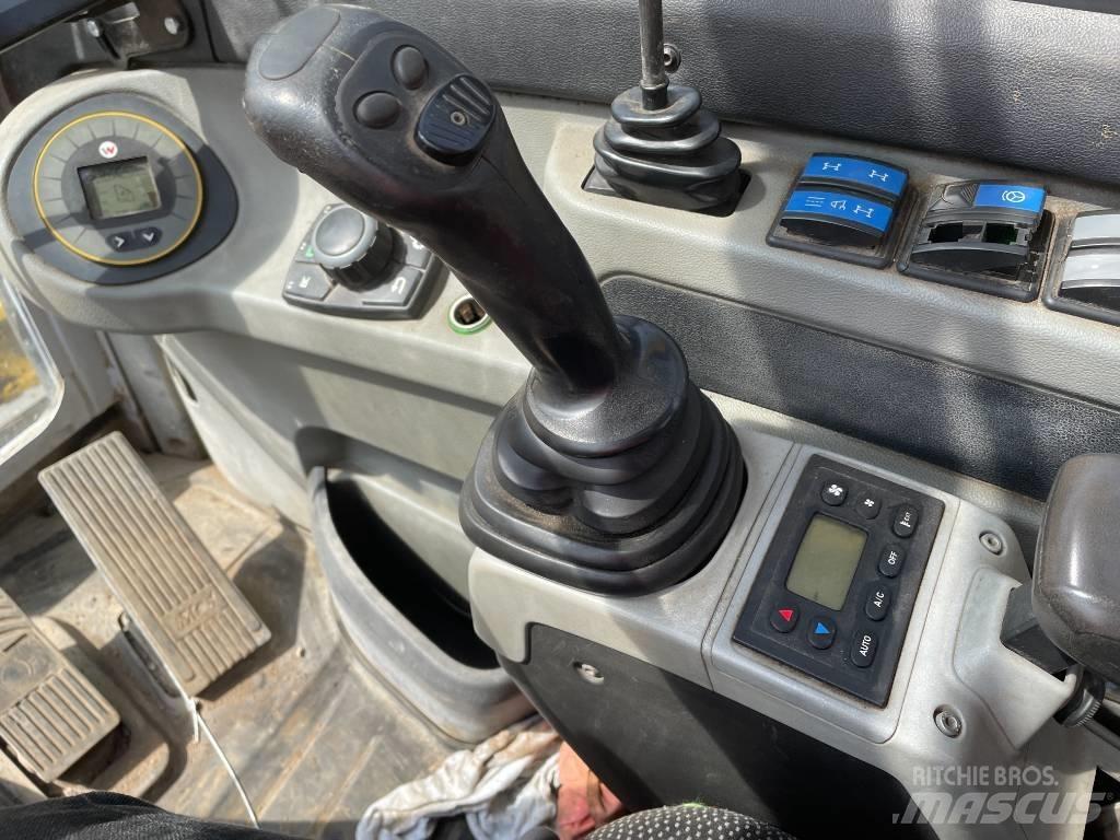 Wacker Neuson EW 100 Ratiniai ekskavatoriai