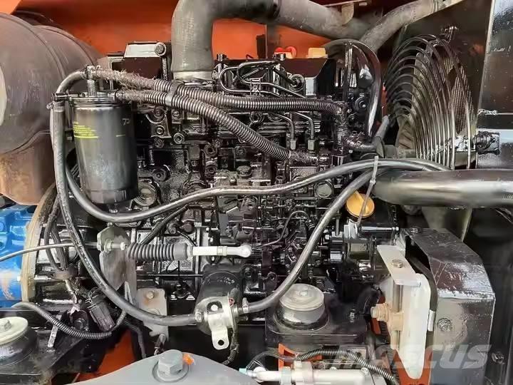 Doosan DH 80 Vidutinės galios ekskavatoriai 7-12 t