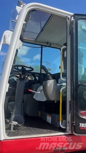 Takeuchi TB295W Ratiniai ekskavatoriai