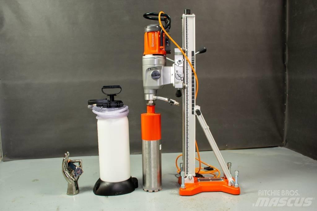 Husqvarna DM430 WT10 Statyba - Kita