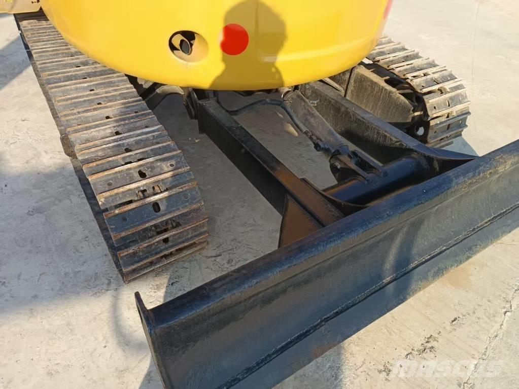 CAT 303 E CR Vikšriniai ekskavatoriai