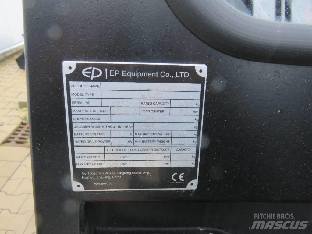 EP EFL252 Elektriniai šakiniai krautuvai
