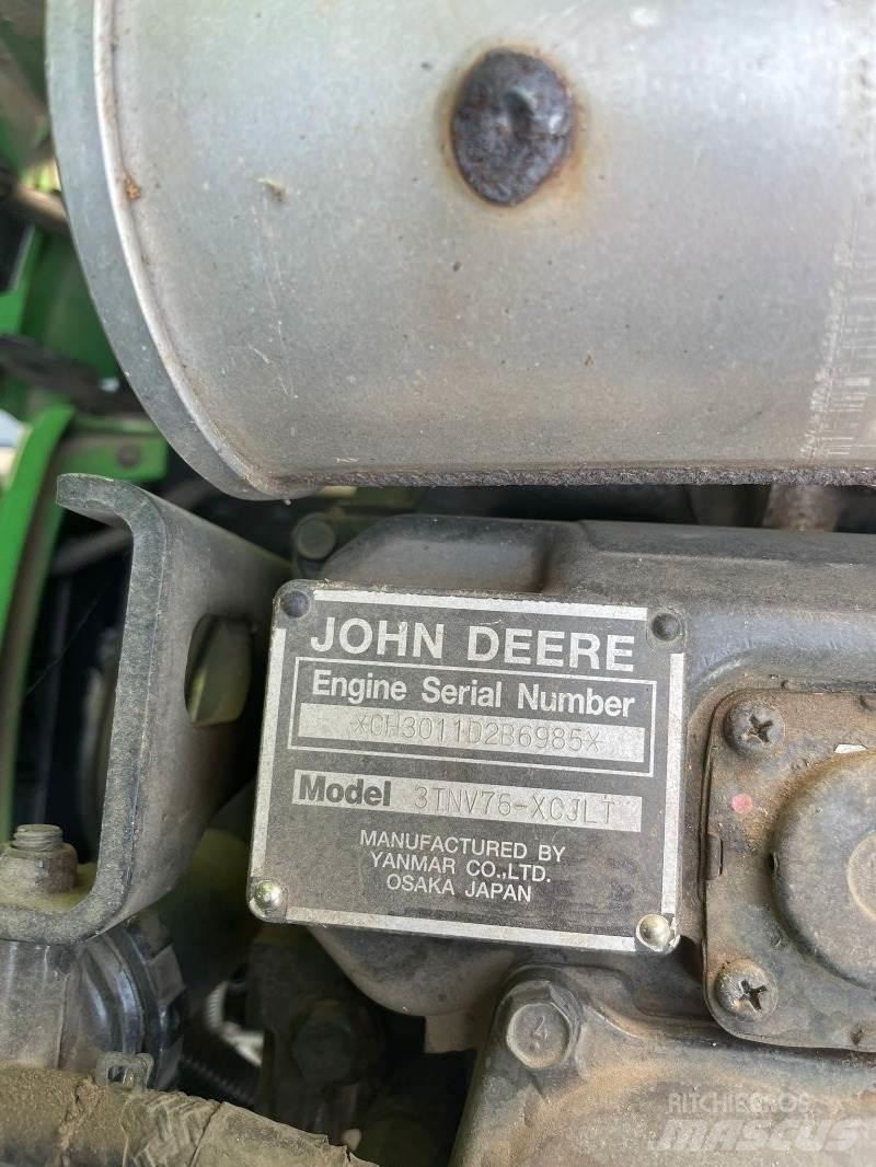 John Deere X950R Šienapjovės