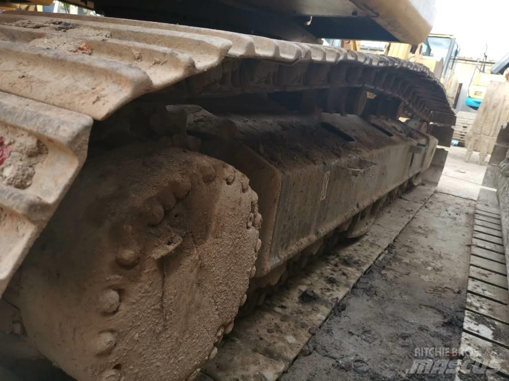 Komatsu PC 220 LC-7 Vikšriniai ekskavatoriai