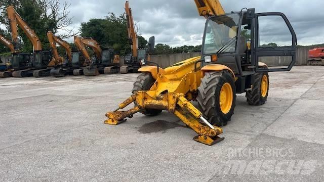 JCB 532-120 Teleskopiniai krautuvai