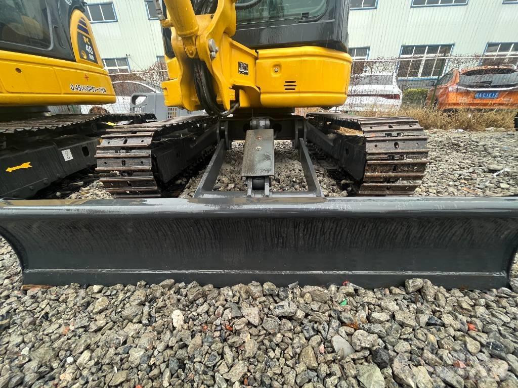 Komatsu PC 35 Vikšriniai ekskavatoriai