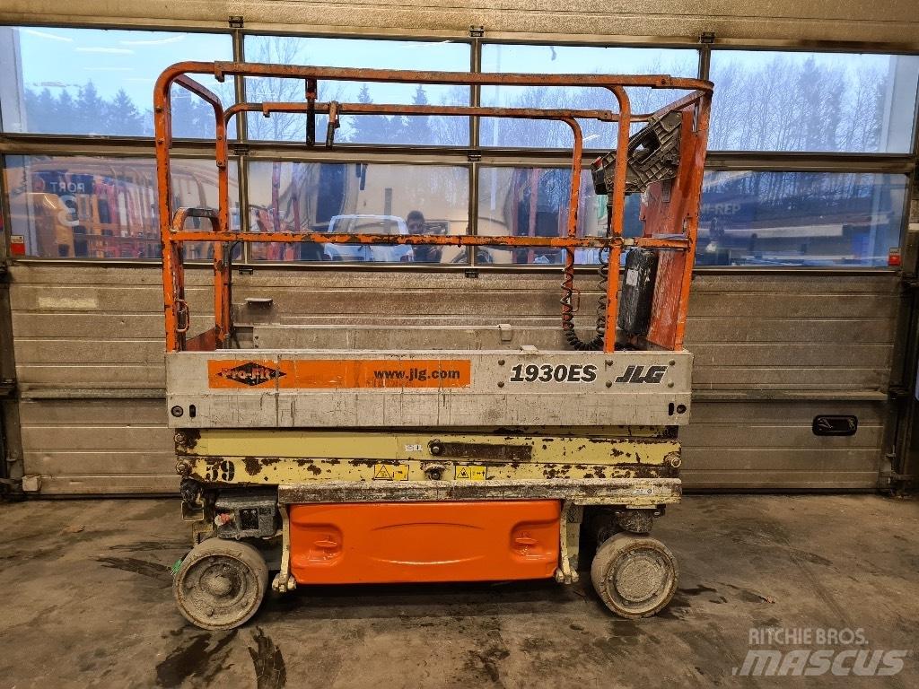 JLG 1930 ES Žirkliniai keltuvai