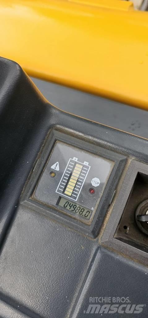 Jungheinrich ERE220 Mažų aukščių keltuvai