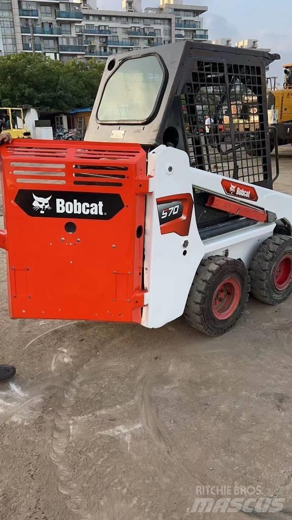 Bobcat S 70 Krautuvai su šoniniu pasukimu