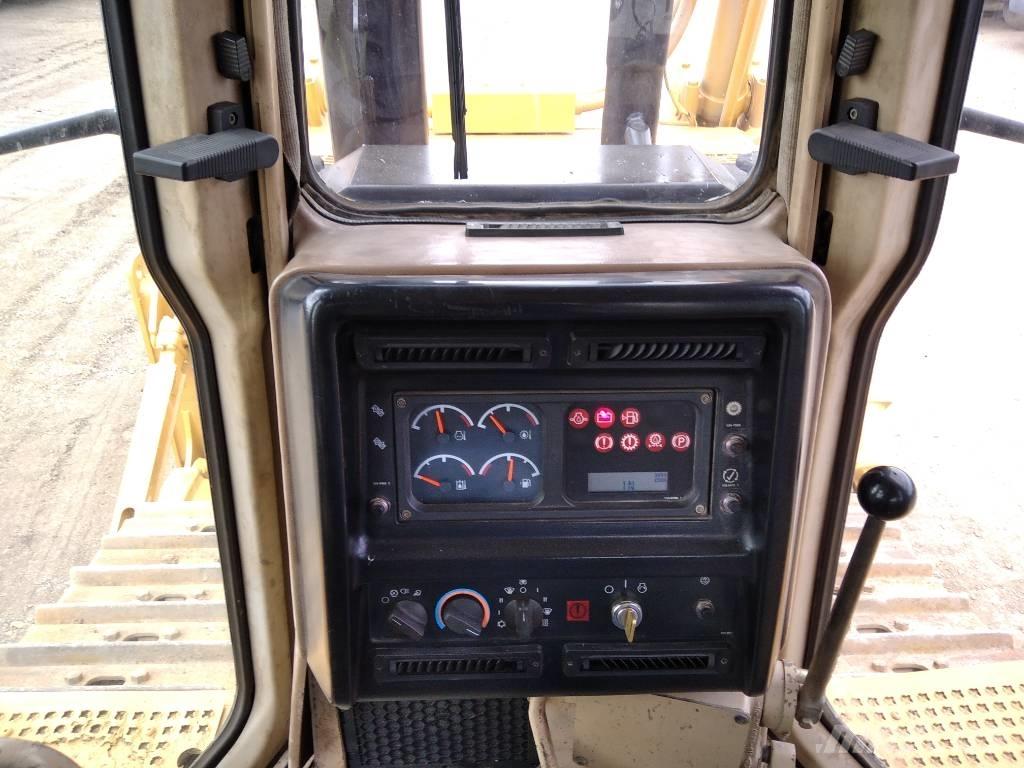 CAT D 6 R XL Buldozeriai