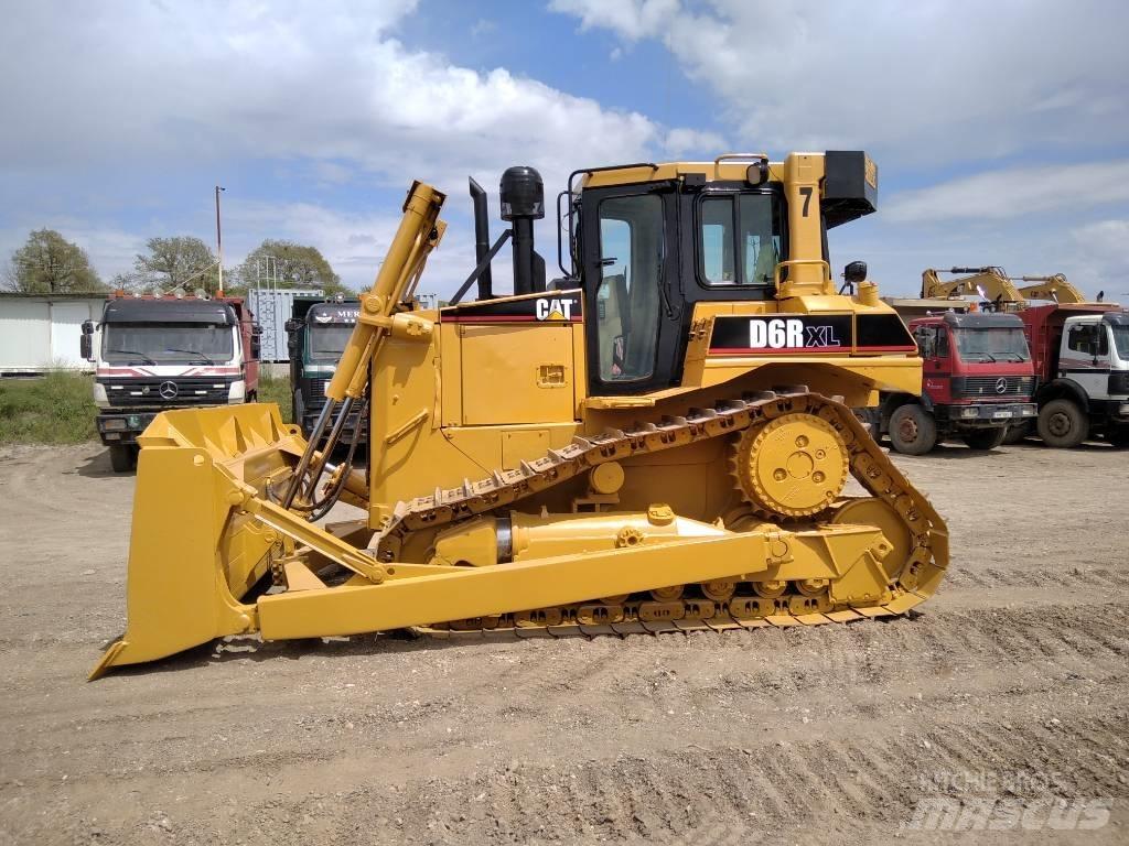 CAT D 6 R XL Buldozeriai
