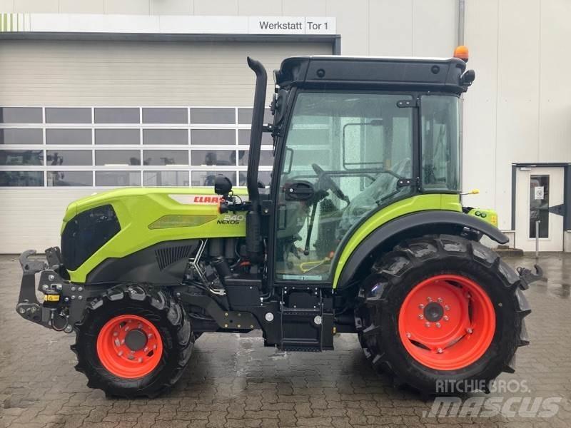 CLAAS NEXOS 240 S Traktoriai