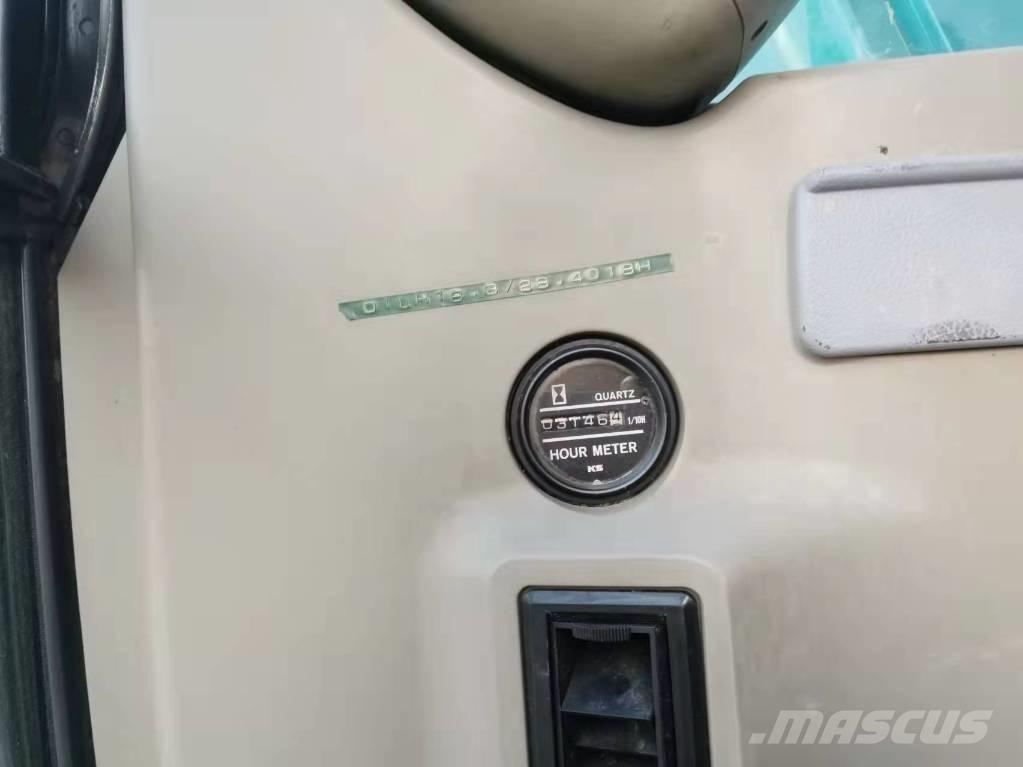 Kobelco SK 135 Vikšriniai ekskavatoriai