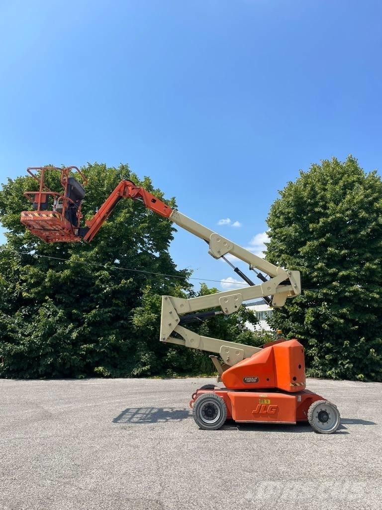 JLG E 400 AJPN Alkūniniai keltuvai