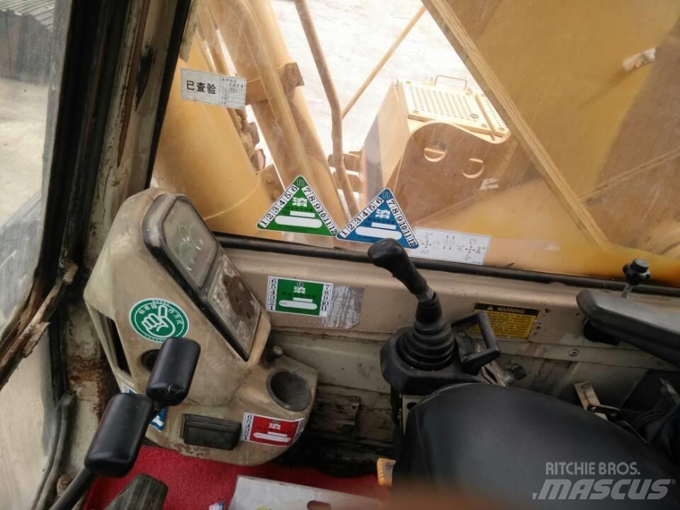 CAT 330 B Vikšriniai ekskavatoriai