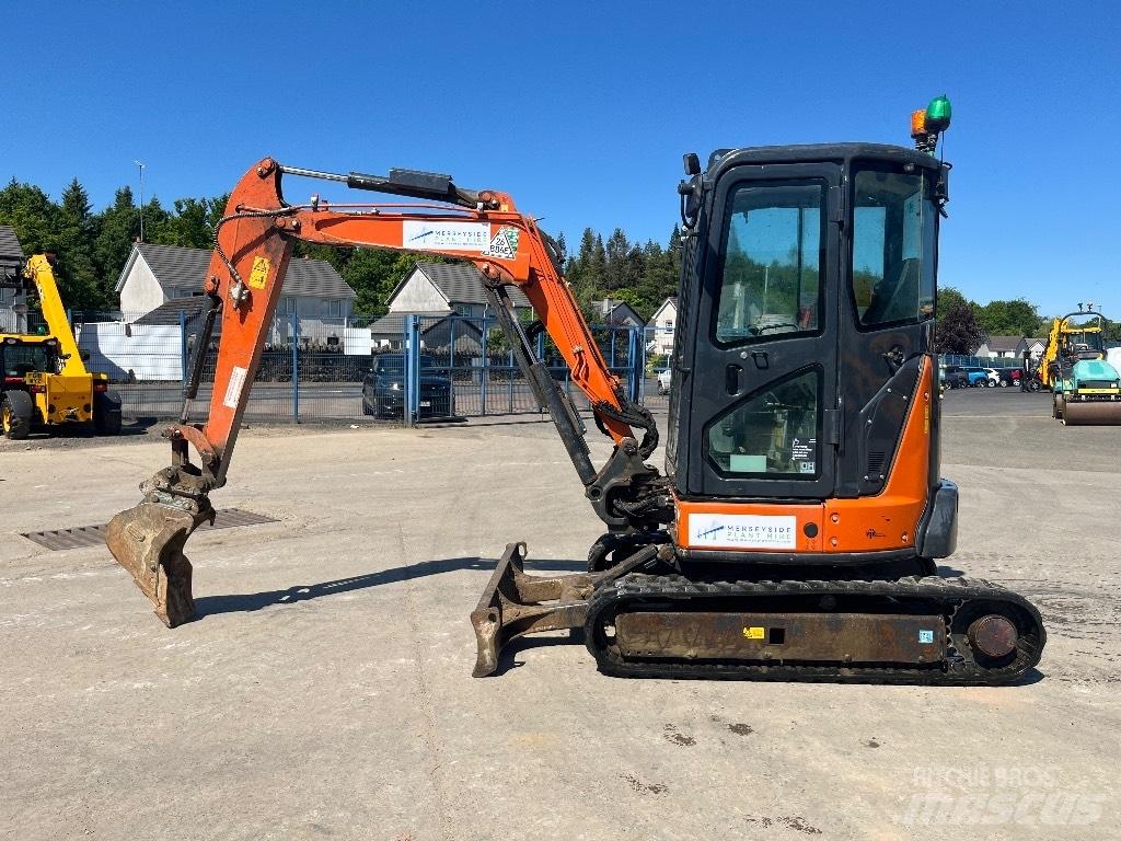 Hitachi ZX33U-6 Mini ekskavatoriai < 7 t