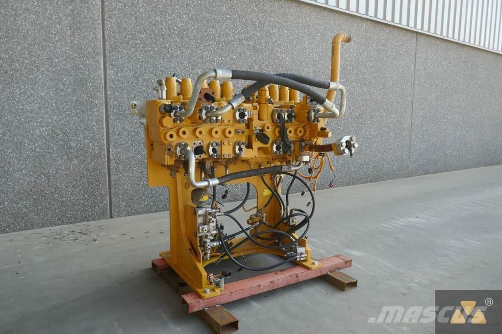 CAT 424-9373 Transportas - Kita