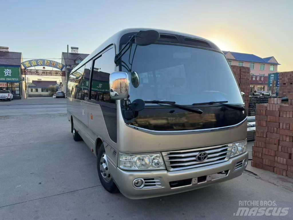 Toyota Coaster Tarpmiestiniai autobusai