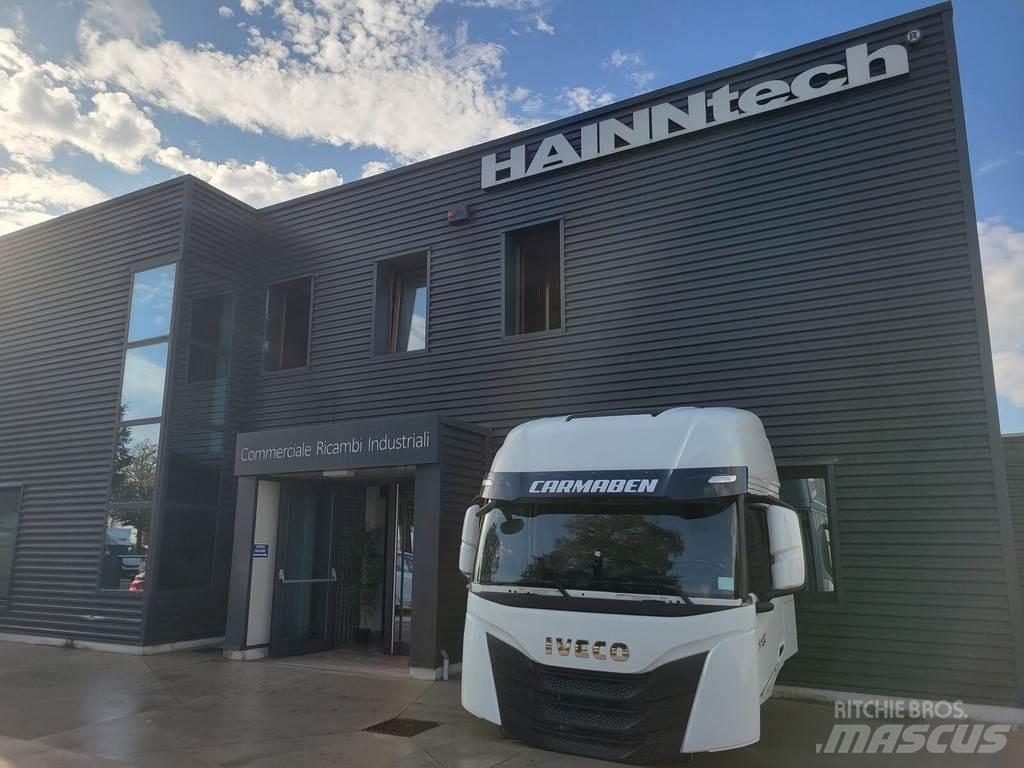 Iveco S-WAY Kabinos ir salonai
