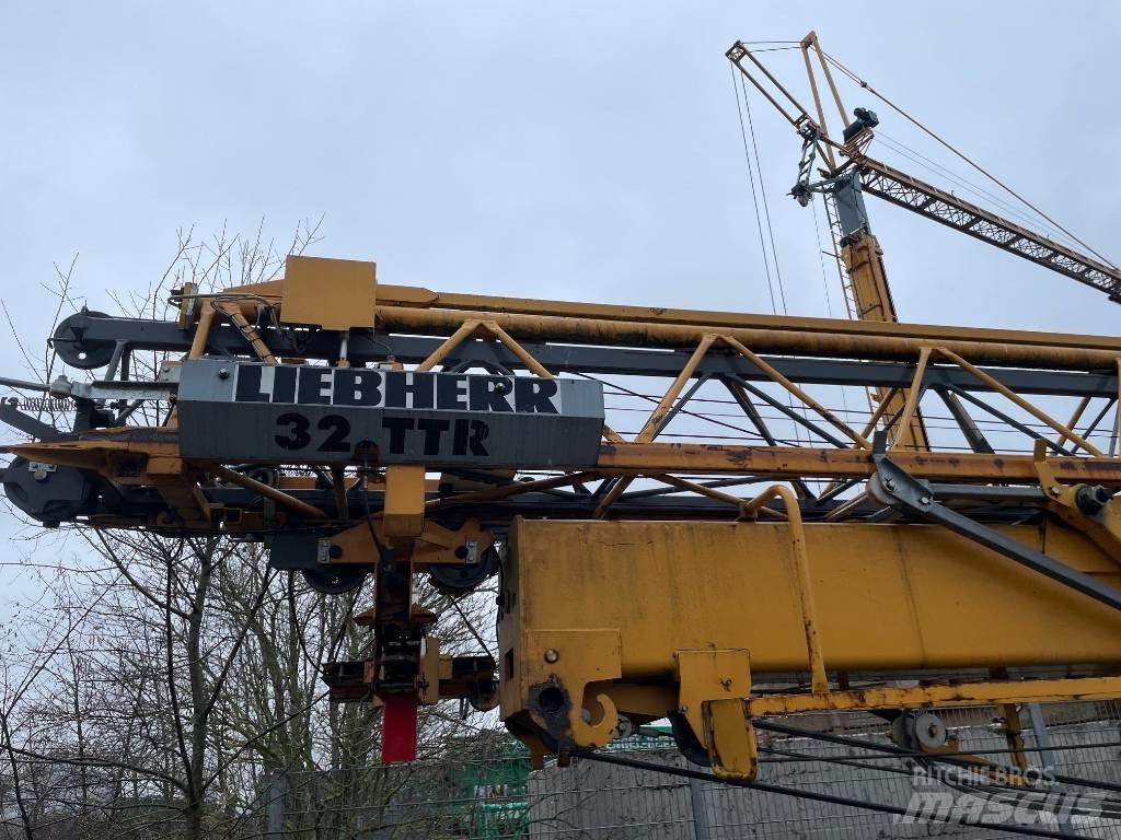 Liebherr 32TTR Bokštiniai kranai