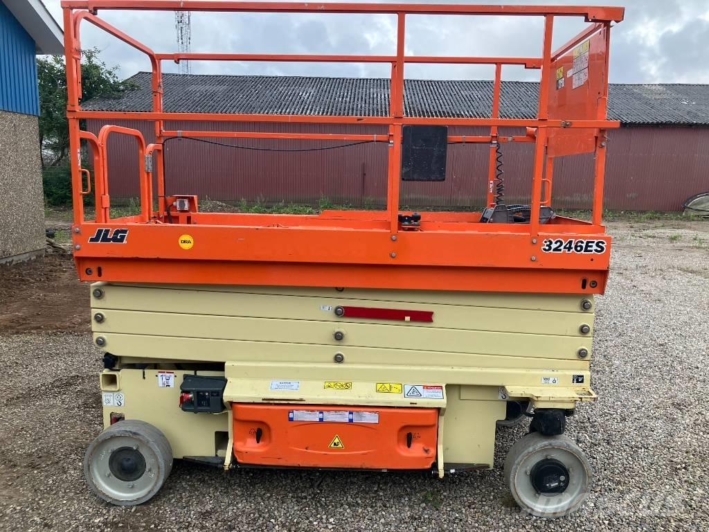 JLG 3246 ES Žirkliniai keltuvai