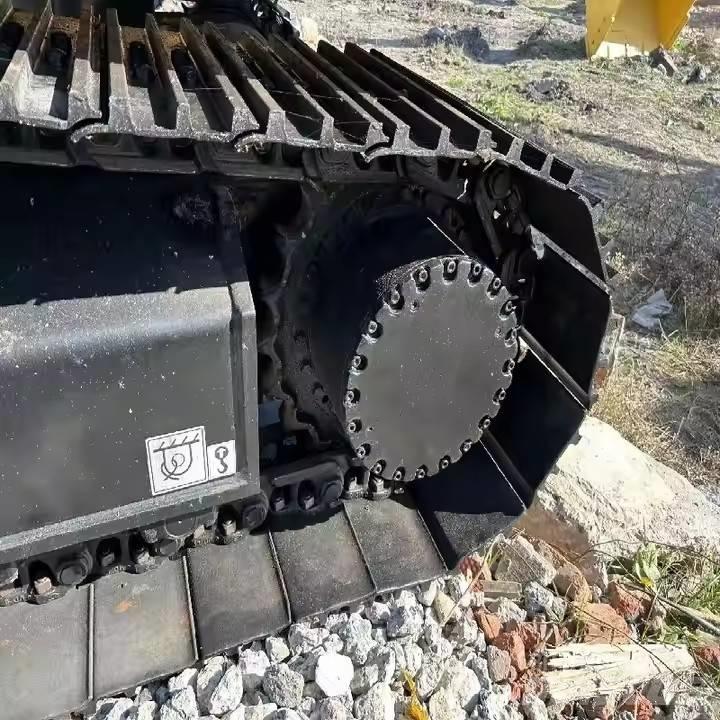 Sany SY215C Vikšriniai ekskavatoriai
