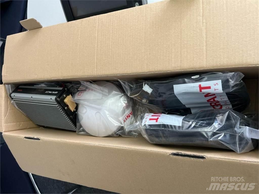 CLAAS S10 Kiti naudoti traktorių priedai