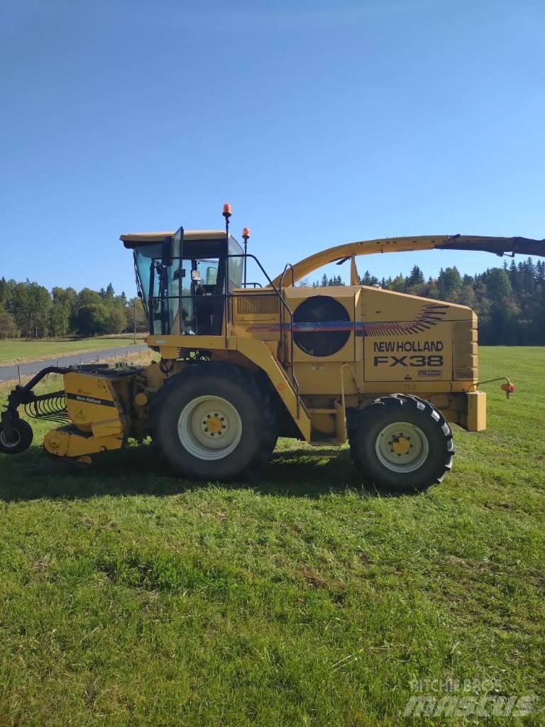 New Holland FX 38 Pašarų ruošimo technika