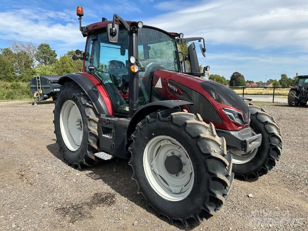 Valtra G 115 Active Traktoriai