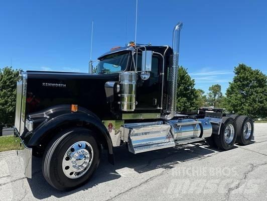 Kenworth W 900 Naudoti vilkikai
