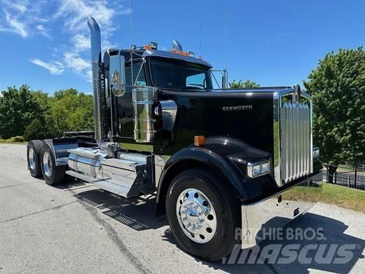 Kenworth W 900 Naudoti vilkikai
