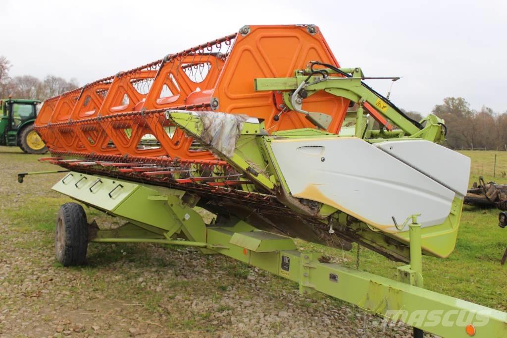 CLAAS Tucano 480 Derliaus nuėmimo kombainai