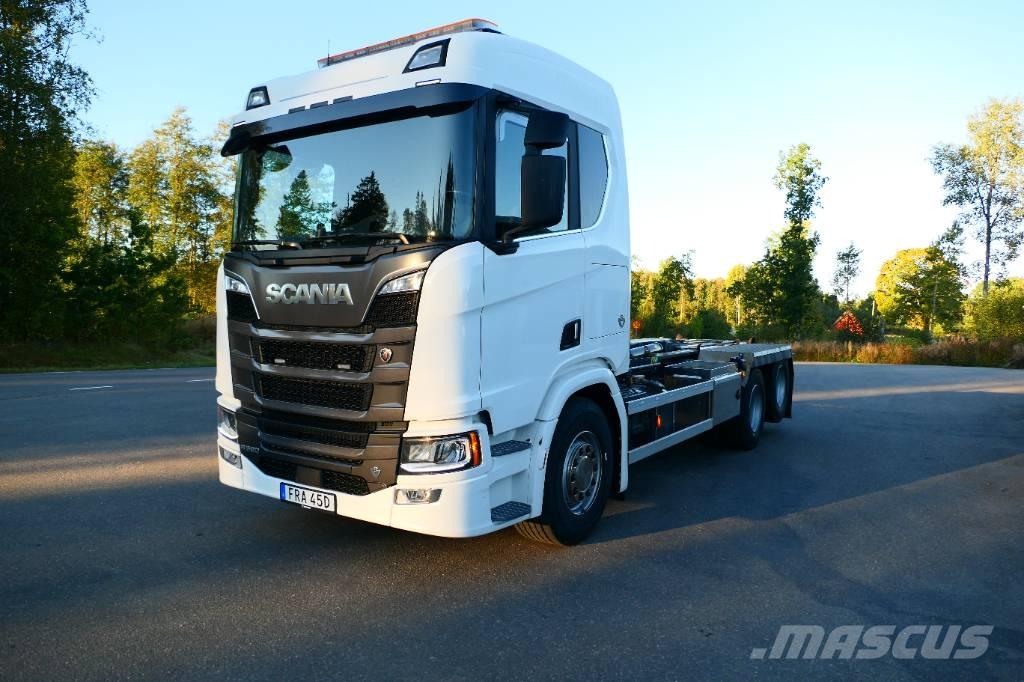 Scania R590B6x2nb Sunkvežimiai su keliamuoju kabliu