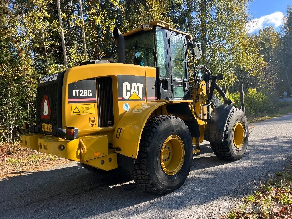 CAT IT 28 G Naudoti ratiniai krautuvai