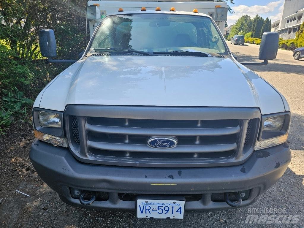 Ford F 350 Kita