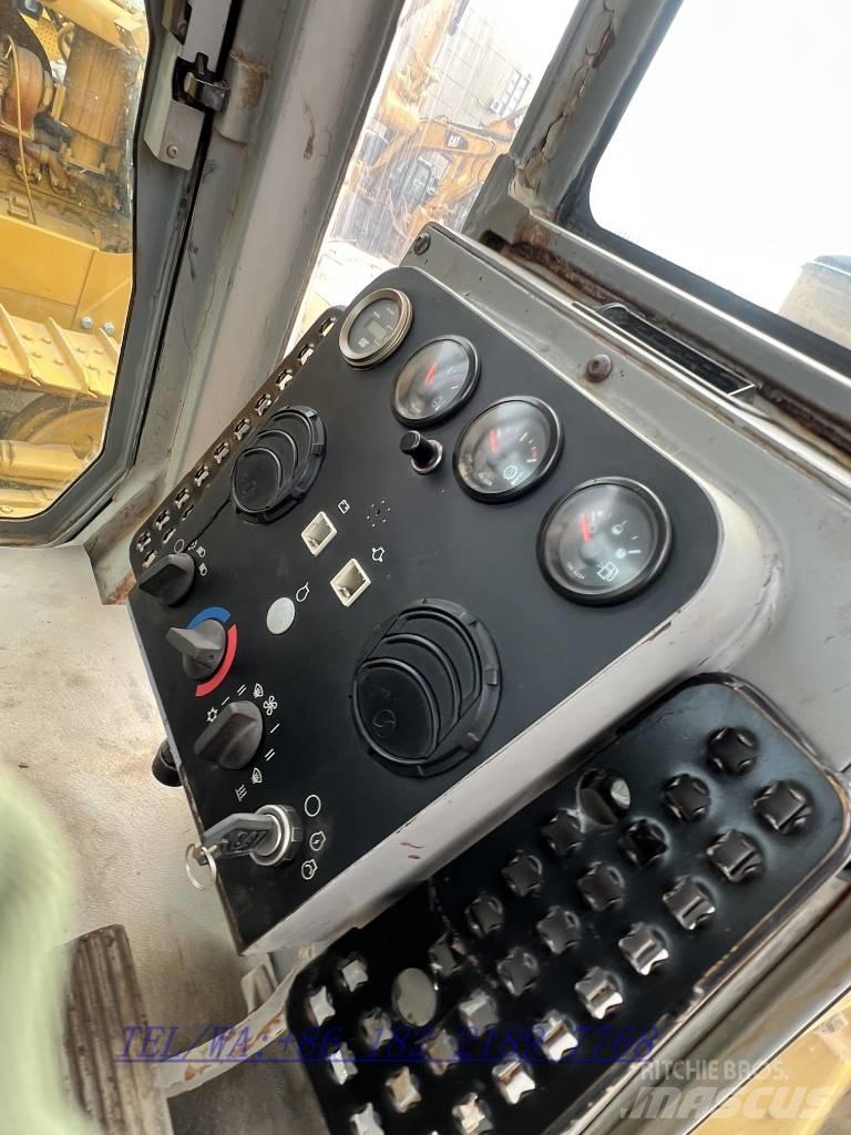 CAT D6G Vikšriniai buldozeriai