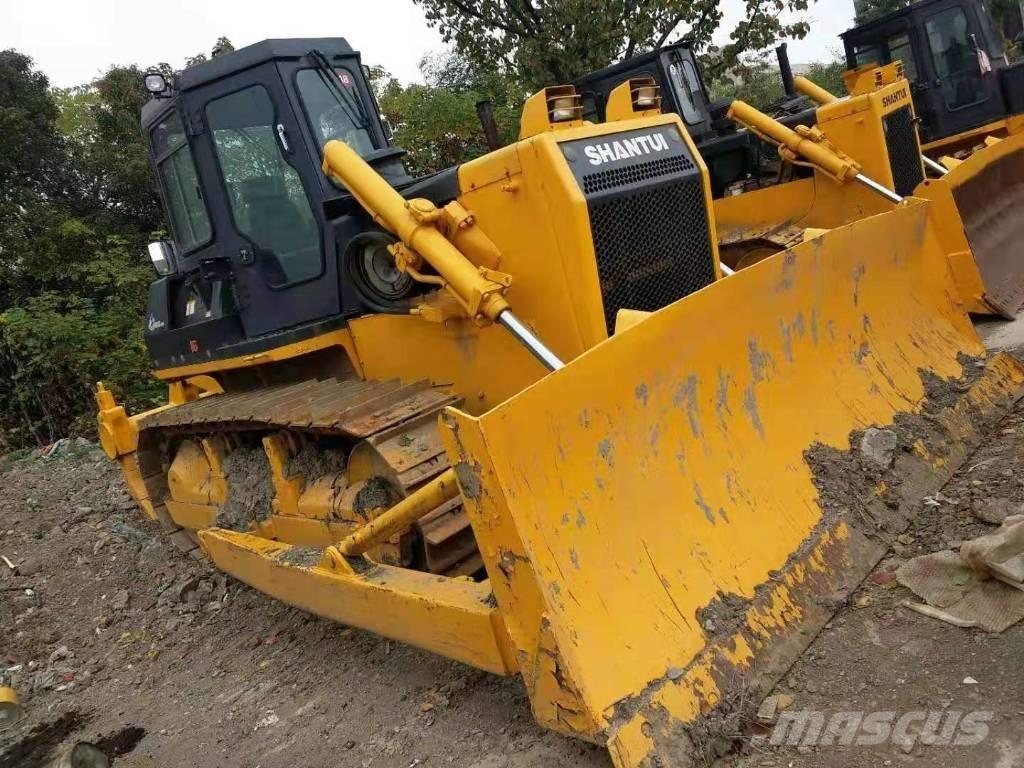 Shantui SD16 Vikšriniai buldozeriai