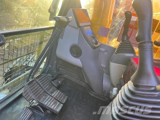 Komatsu PC 450 Vikšriniai ekskavatoriai