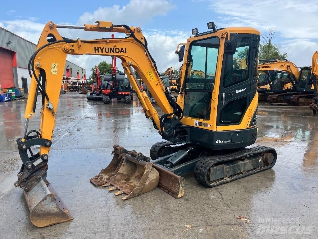 Hyundai R25Z-9 AK Mini ekskavatoriai < 7 t