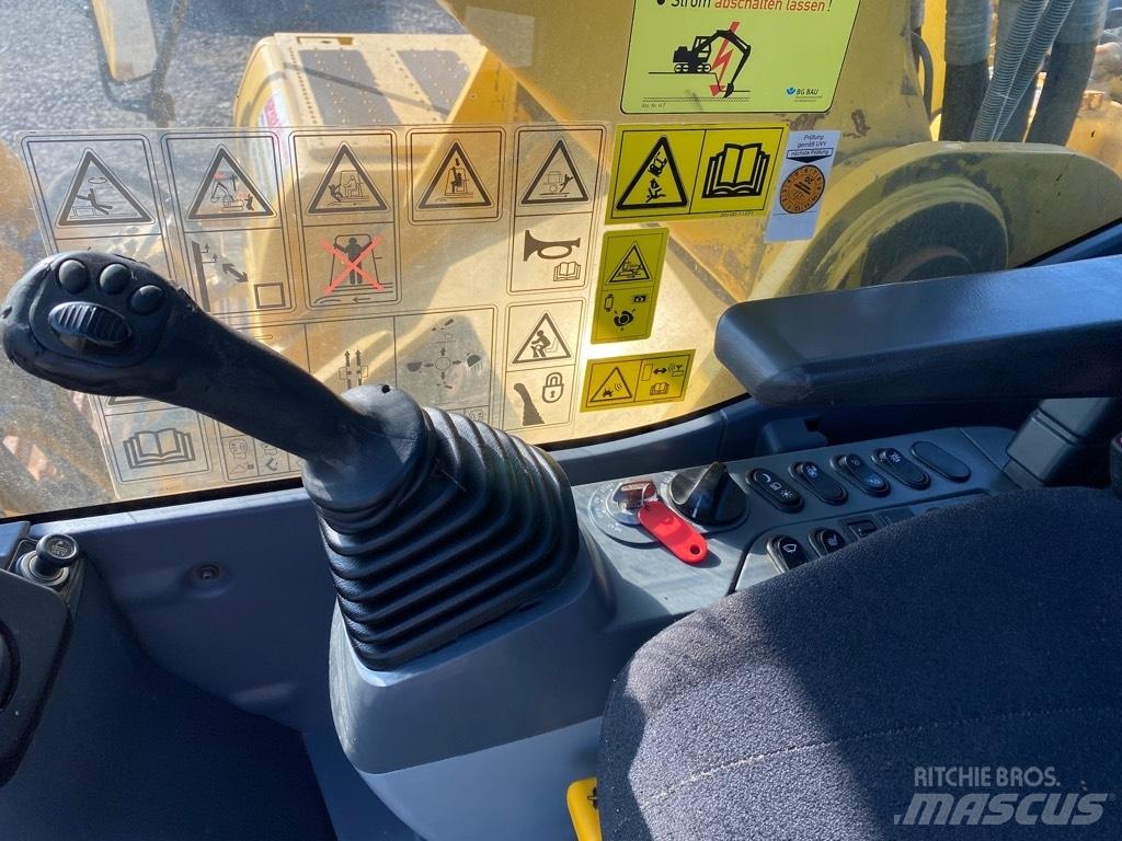 Komatsu PC350LC-8 Vikšriniai ekskavatoriai