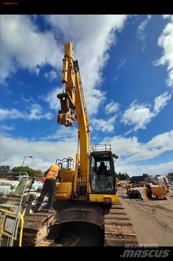 Komatsu PC 210 LC-11 Vikšriniai ekskavatoriai