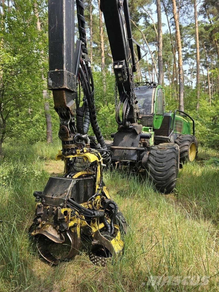 John Deere 1270 E Miško technika (Harvesteriai)