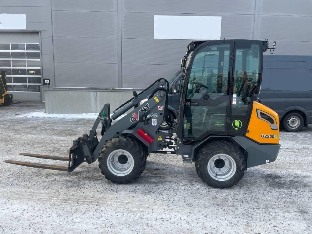 Gigant 2200 E Mini krautuvai