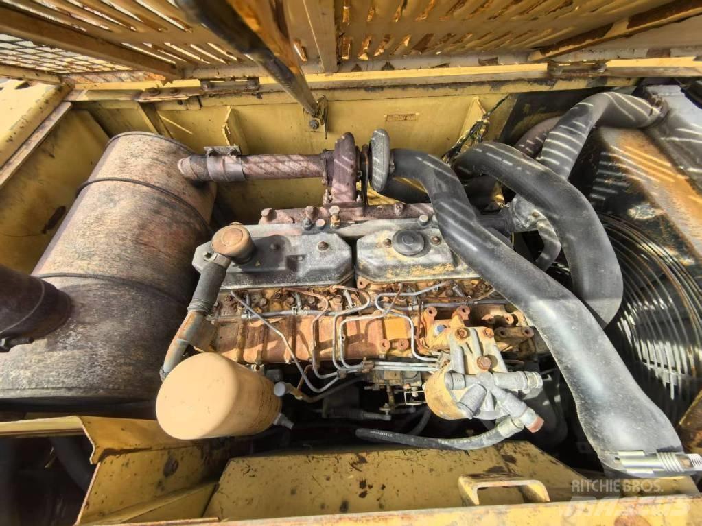 CAT 320 C L Vikšriniai ekskavatoriai