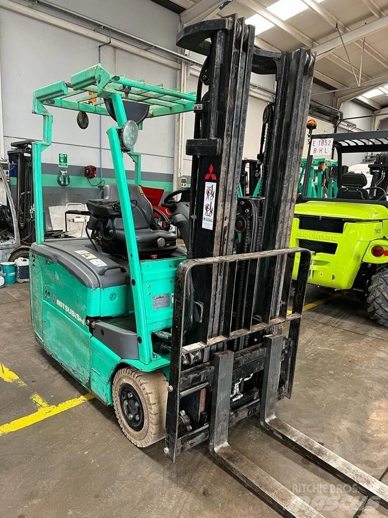 Mitsubishi FB18PNT Elektriniai šakiniai krautuvai